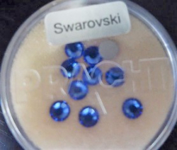 Strass rund zum Kleben, hellblau-safir, 4 mm